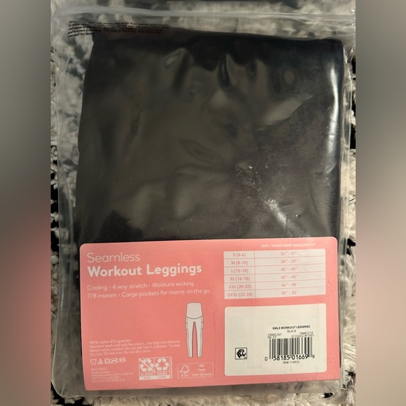 Bundle of FIVE brand new packages of maternity items size small - Picture 3 of 6